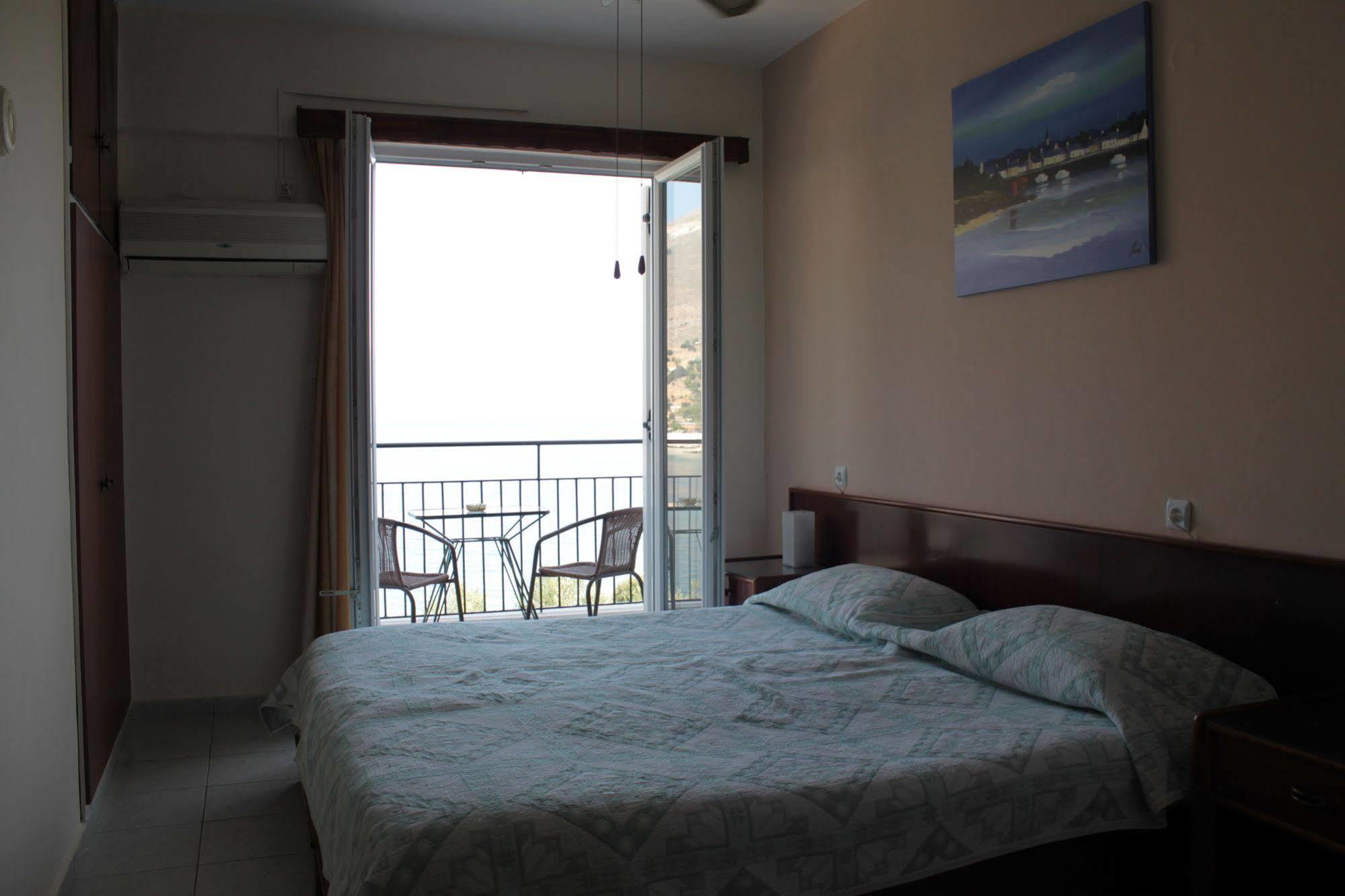 Ballas Apartments Agia Efimia Dış mekan fotoğraf